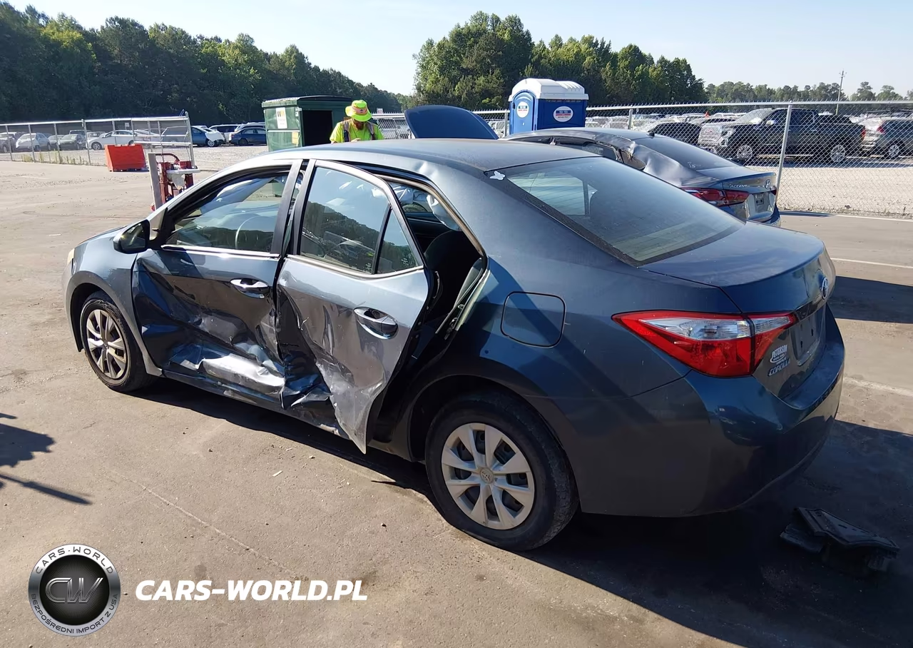 2016 Toyota Corolla L VIN:2T1BURHE8GC702102 - 3