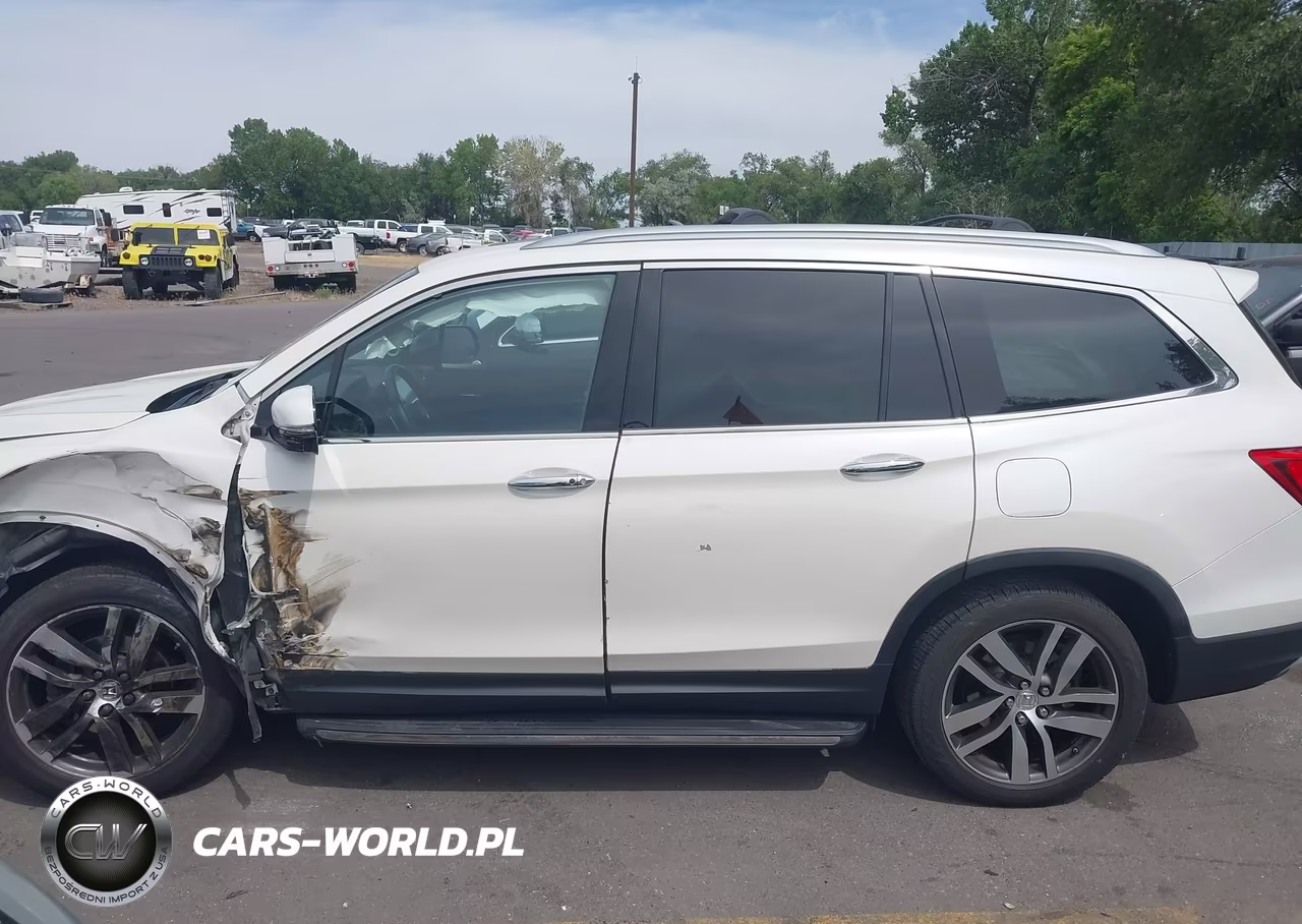 2016 Honda Pilot Elite VIN:5FNYF6H0XGB103320 - 14