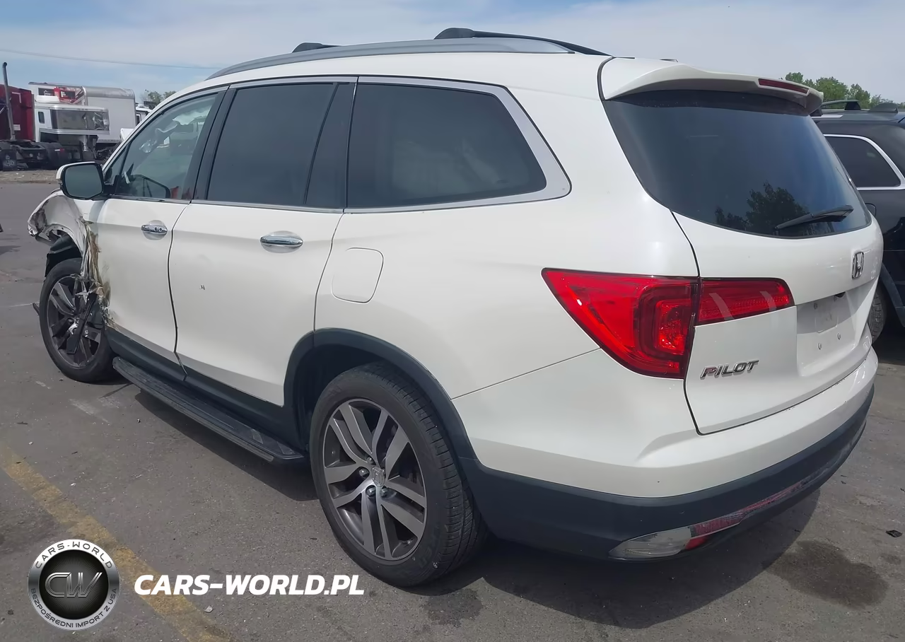 2016 Honda Pilot Elite VIN:5FNYF6H0XGB103320 - 3