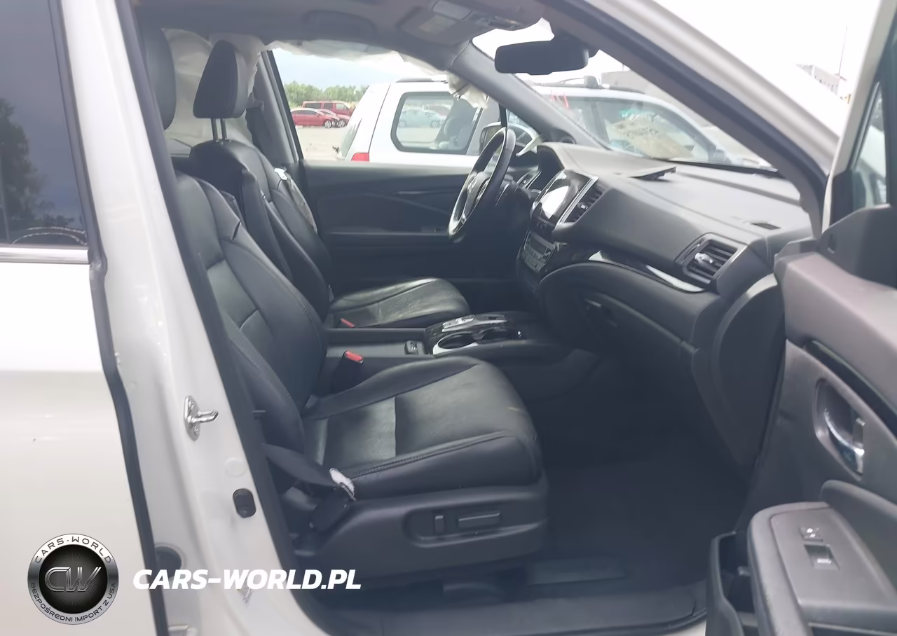 2016 Honda Pilot Elite VIN:5FNYF6H0XGB103320 - 5