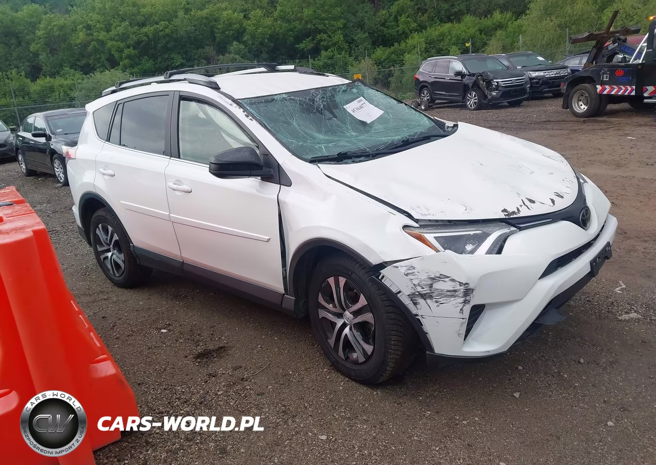 2017 Toyota Rav4 Le – zdjęcie 1 z 13