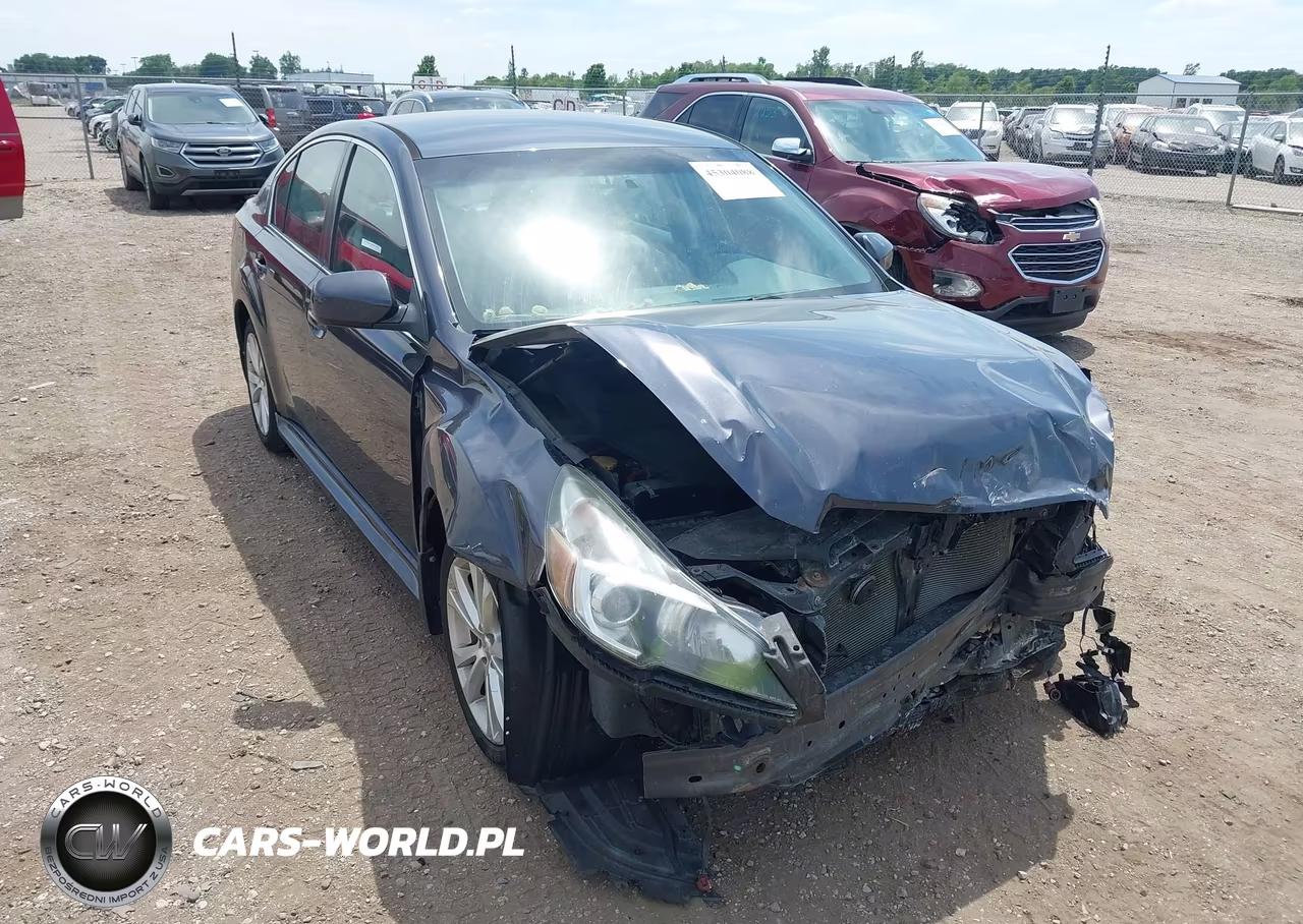 2013 Subaru Legacy 2.5I Limited – zdjęcie 1 z 17