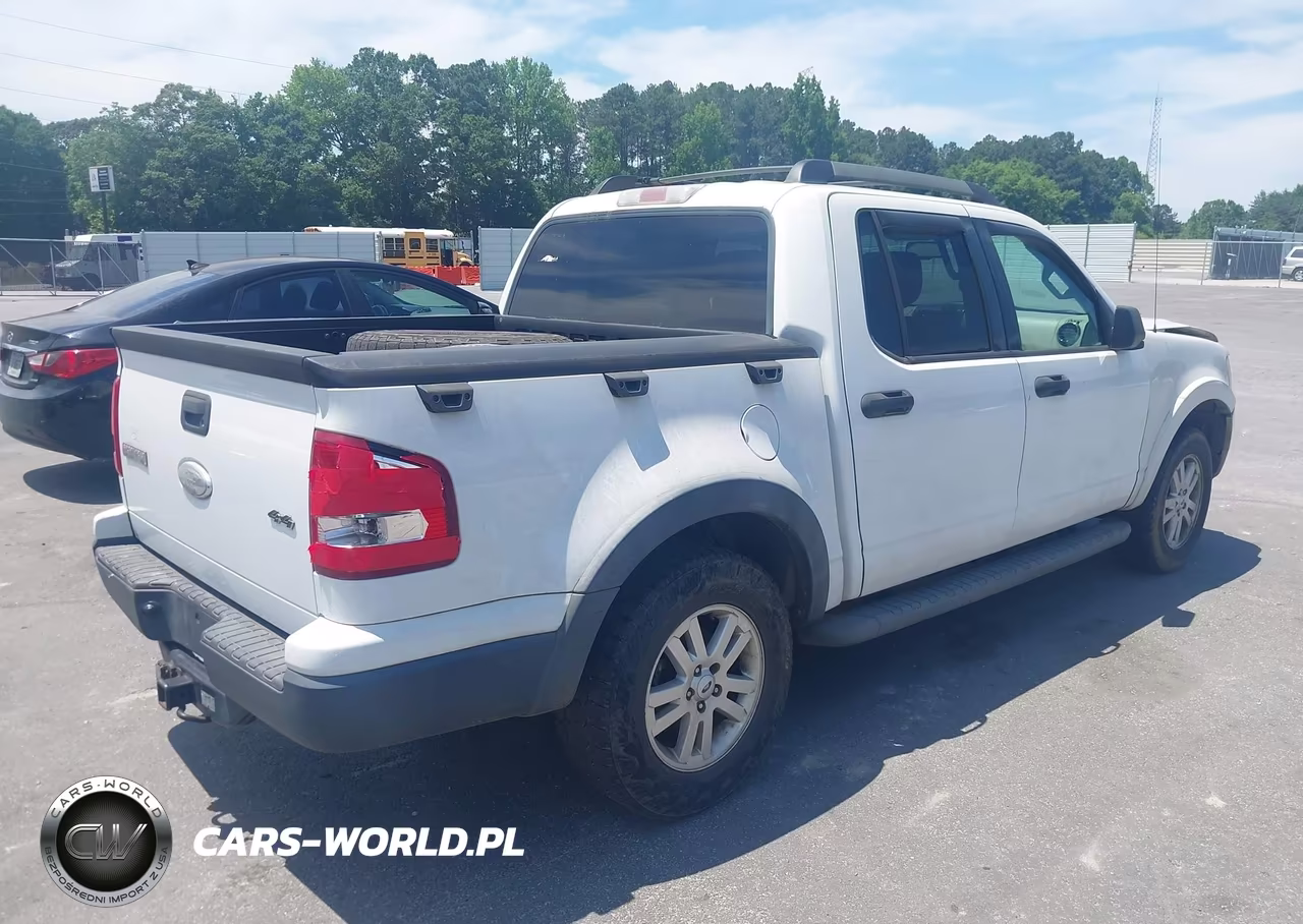2007 Ford Explorer Sport Trac Xlt VIN:1FMEU51837UA32662 - 4