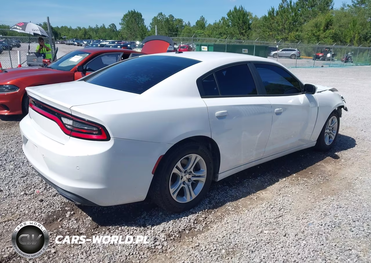 2016 Dodge Charger Se VIN:2C3CDXBG2GH109056 - 4