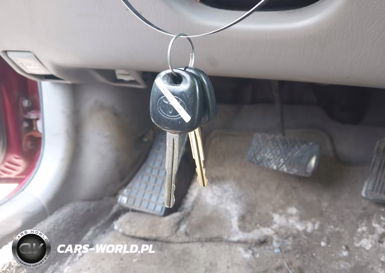 2005 Toyota Corolla Ce VIN:1NXBR32E25Z463228 - 11