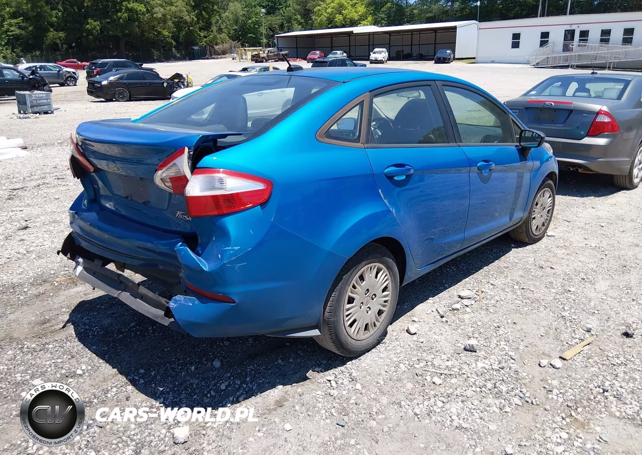 2015 Ford Fiesta Se VIN:3FADP4BJ0FM219739 - 4