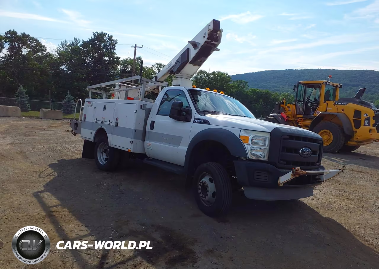 2014 Ford F-450 Chassis Xl