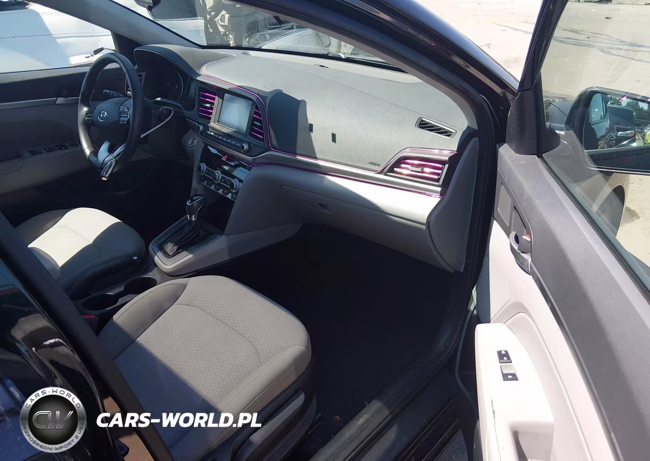2019 Hyundai Elantra Value Edition VIN:5NPD84LF3KH456243 - 5