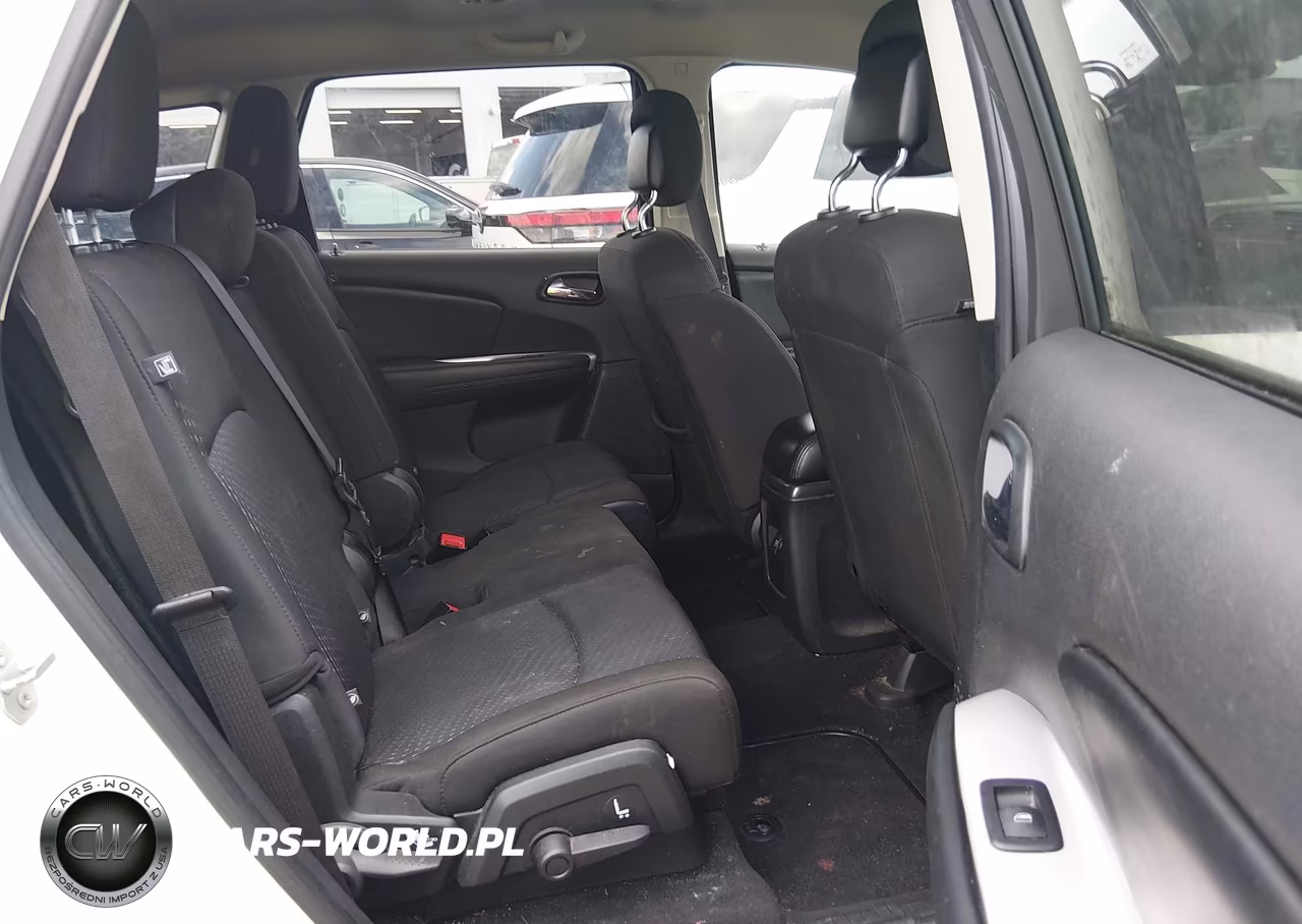 2019 Dodge Journey Se VIN:3C4PDCBB6KT835464 - 8
