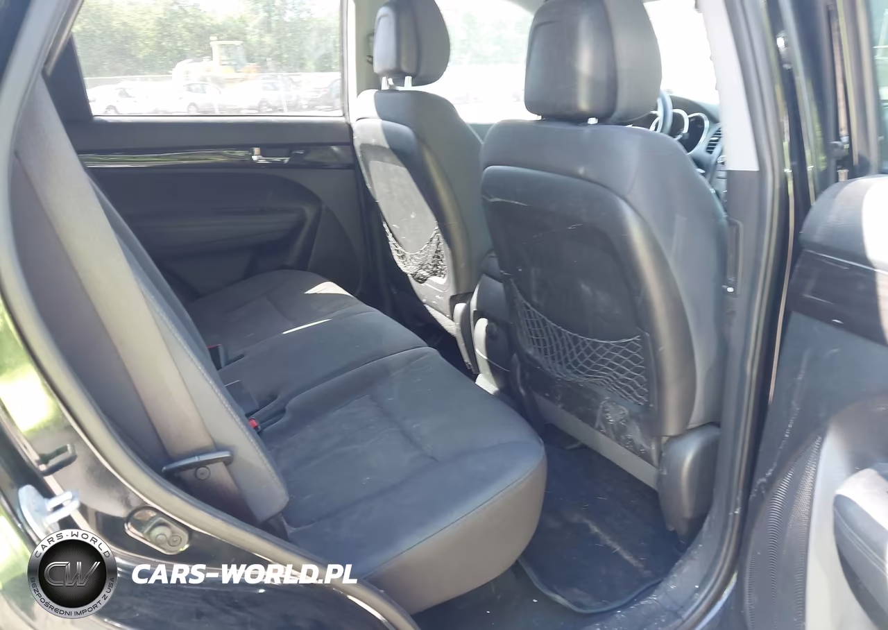 2011 Kia Sorento Lx VIN:5XYKTCA19BG128503 - 8