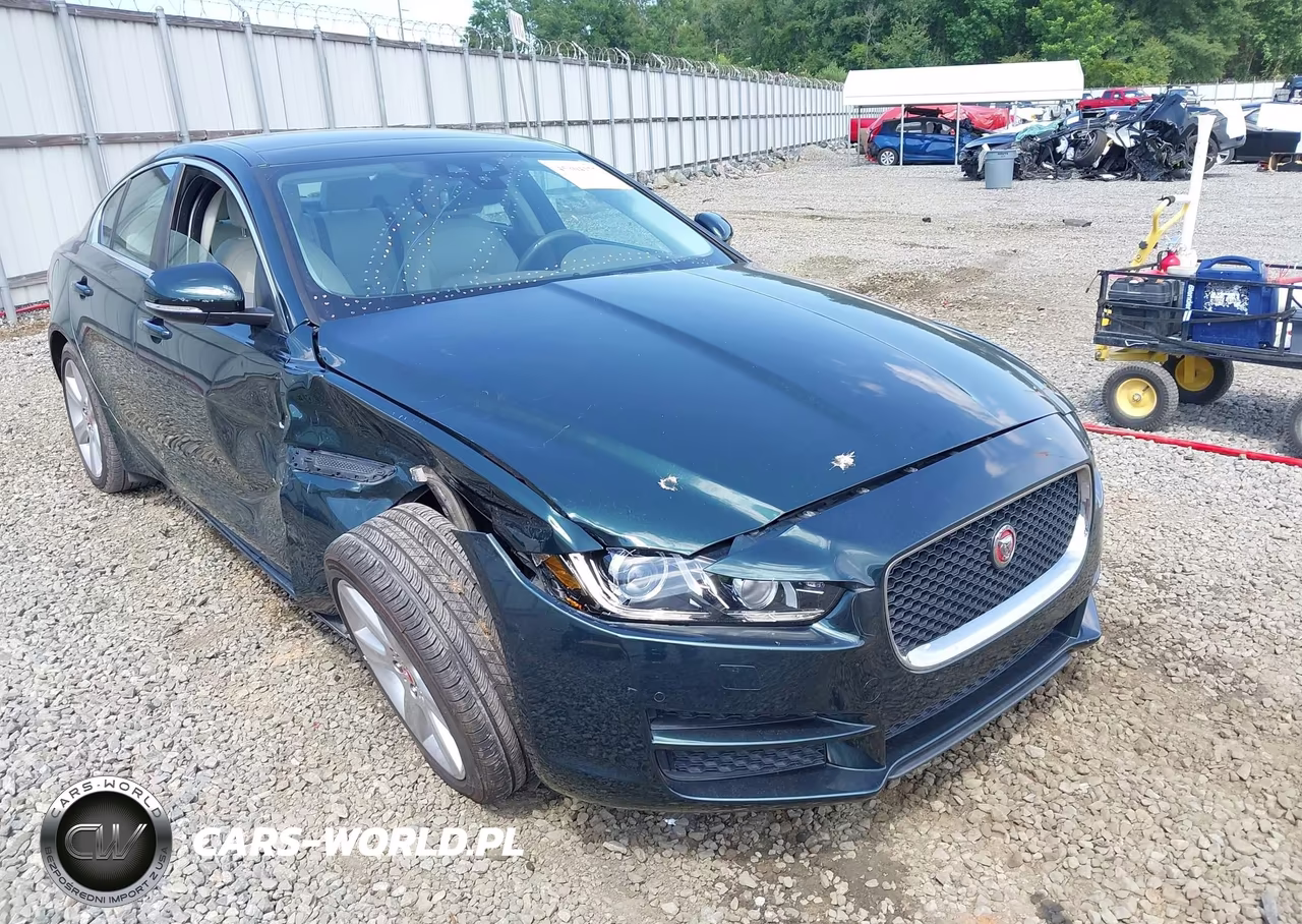 2017 Jaguar Xe 25T Prestige VIN:SAJAE4BG6HA972667 - 6