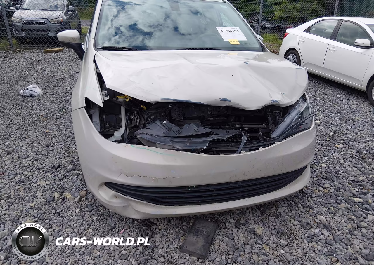 2017 Chrysler Pacifica Touring VIN:2C4RC1DG5HR609839 - 6