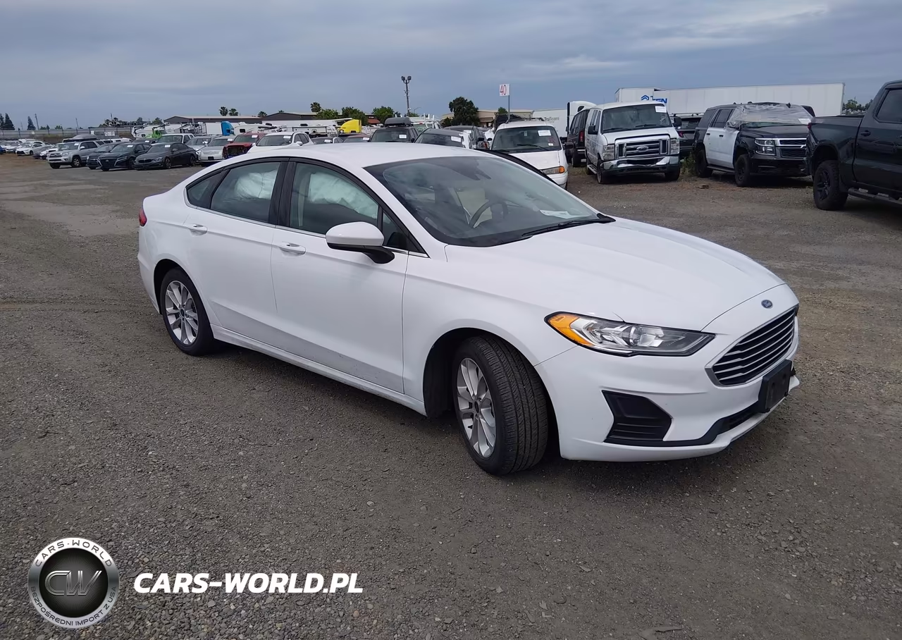 2020 Ford Fusion Hybrid Se – zdjęcie 1 z 20
