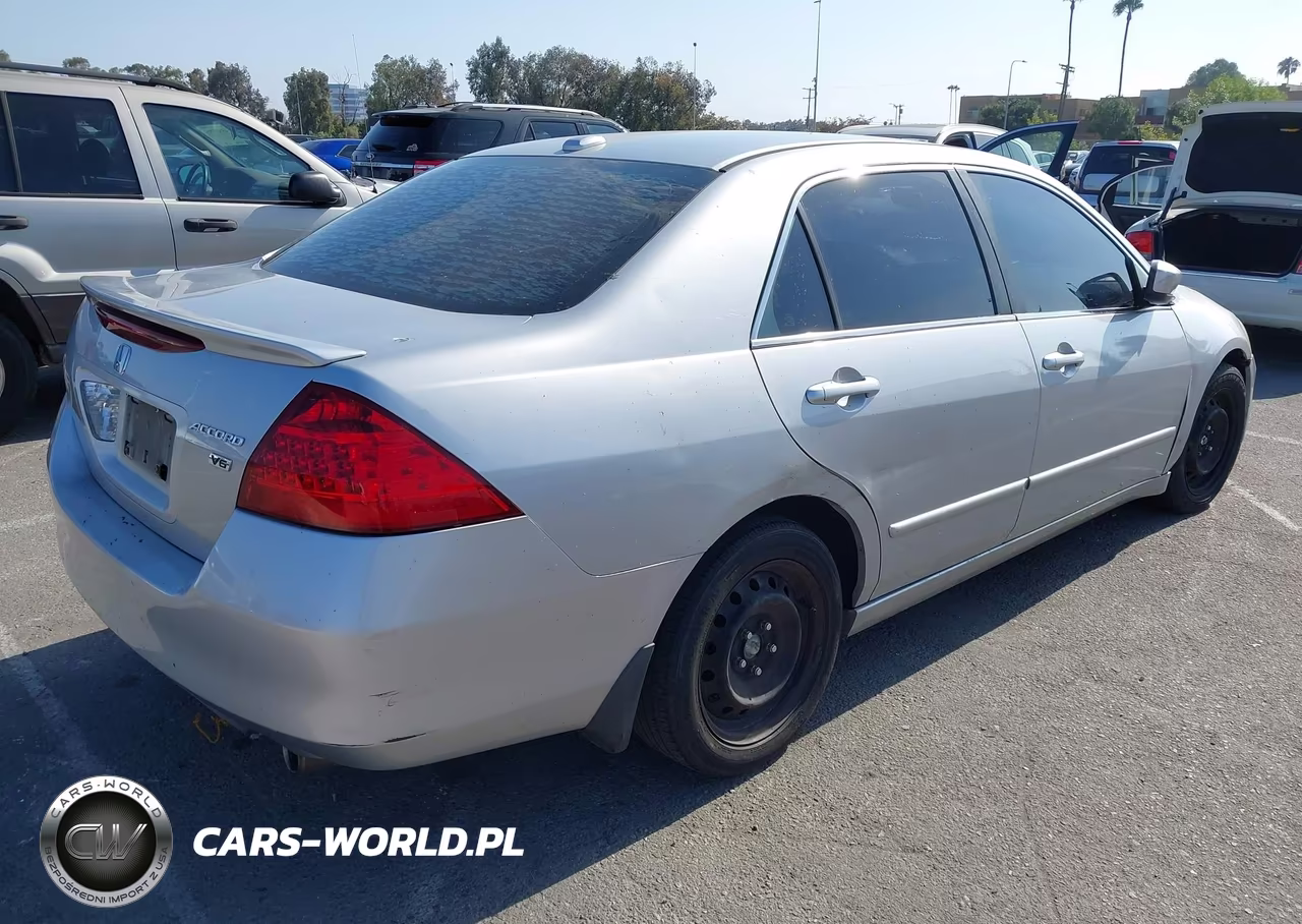 2006 Honda Accord 3.0 Ex VIN:1HGCM66576A000105 - 4