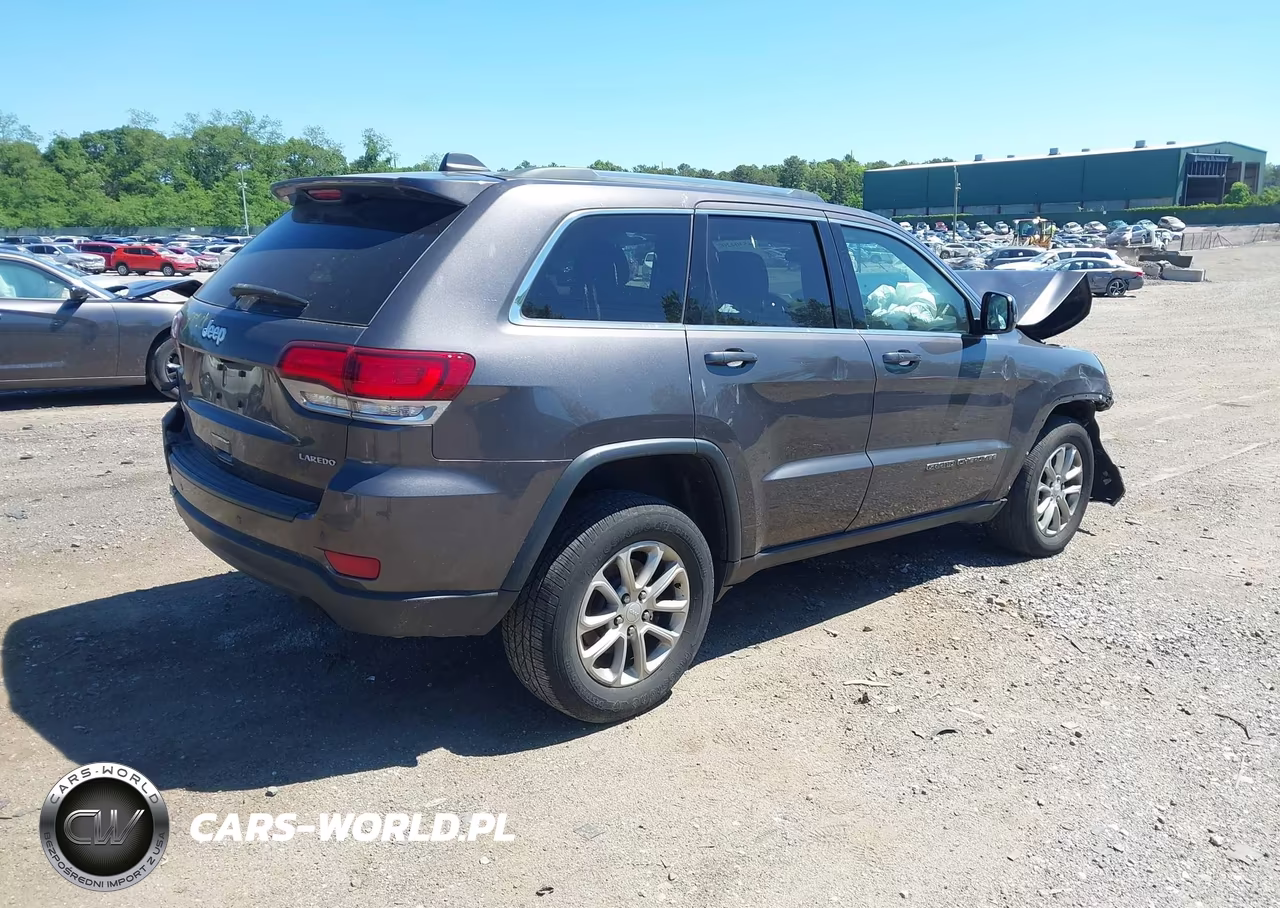 2021 Jeep Grand Cherokee Laredo E 4X4 VIN:1C4RJFAG2MC594436 - 4