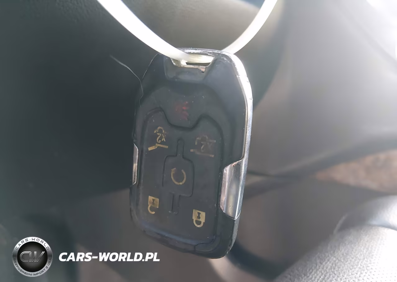 2019 Chevrolet Tahoe Premier VIN:1GNSKCKC2KR222489 - 11