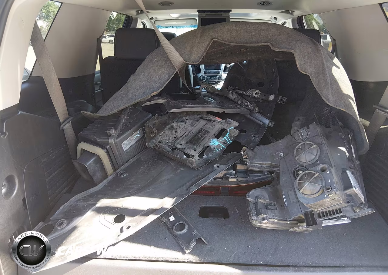 2019 Chevrolet Tahoe Premier VIN:1GNSKCKC2KR222489 - 12