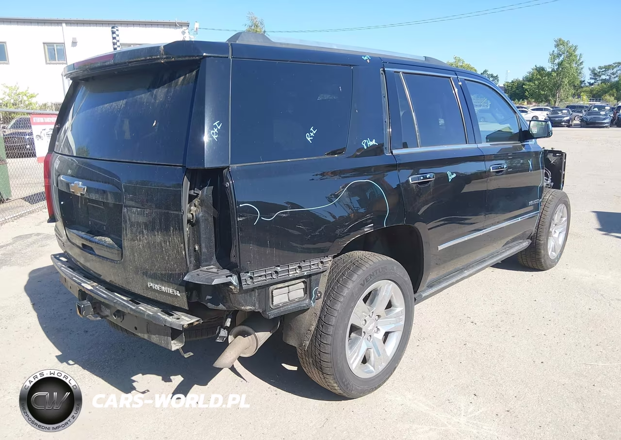 2019 Chevrolet Tahoe Premier VIN:1GNSKCKC2KR222489 - 4
