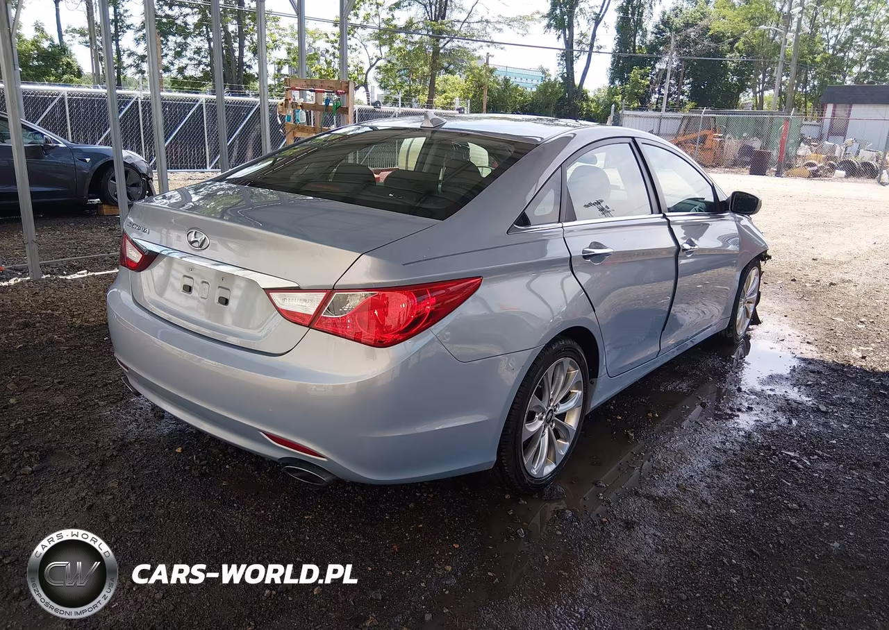 2011 Hyundai Sonata Se VIN:5NPEC4AC9BH281363 - 4
