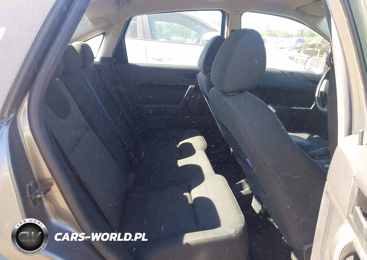 2009 Ford Focus Se VIN:1FAHP35N49W137964 - 8