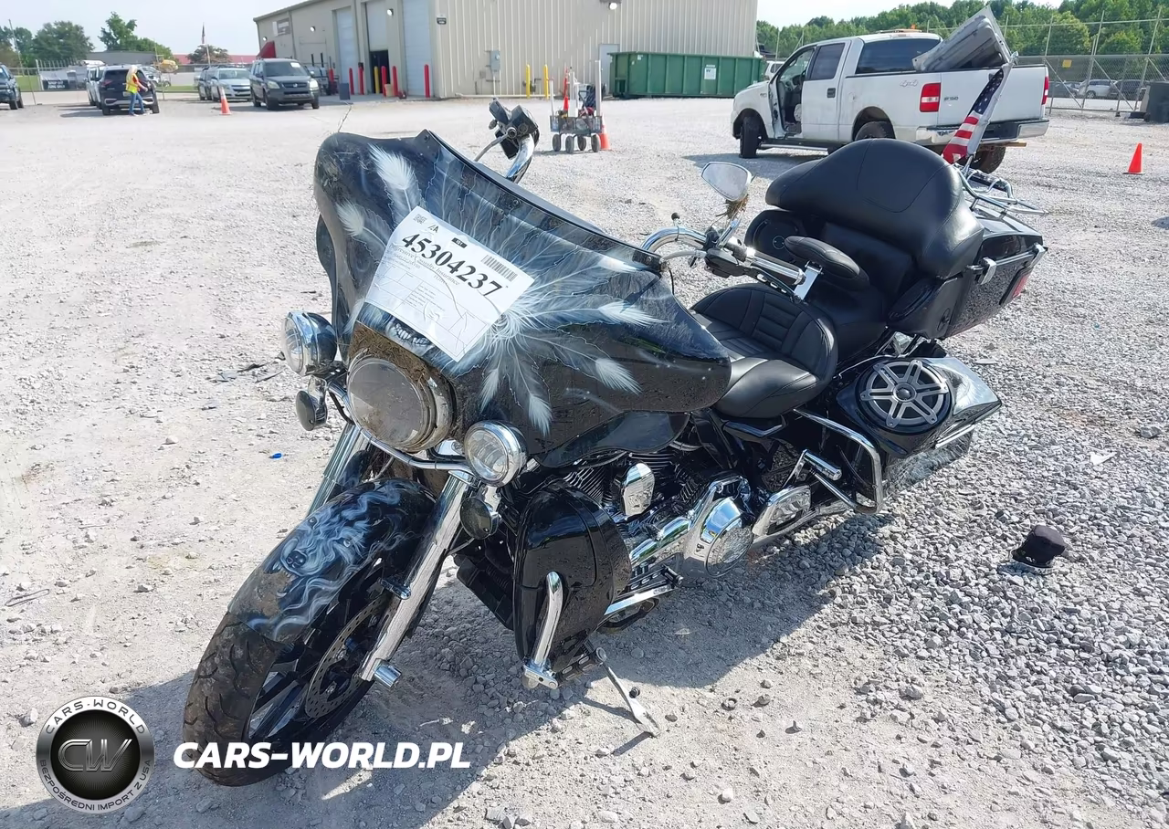 2013 Harley-Davidson Flhtcu Ultra Classic Electra Gld VIN:1HD1FCM17DB641596 - 2