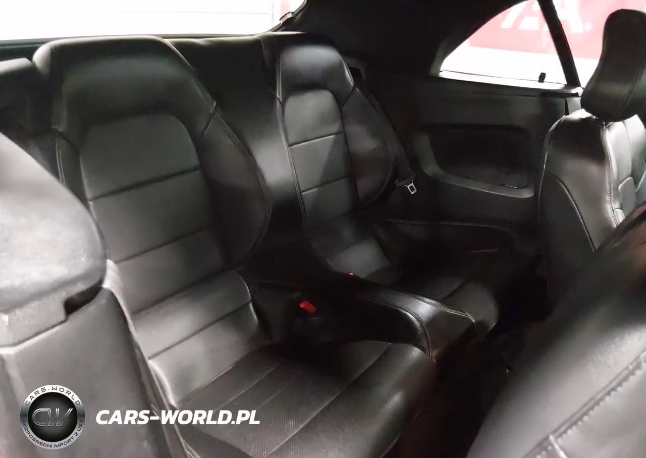 2018 Ford Mustang Ecoboost Premium VIN:1FATP8UH3J5155563 - 8