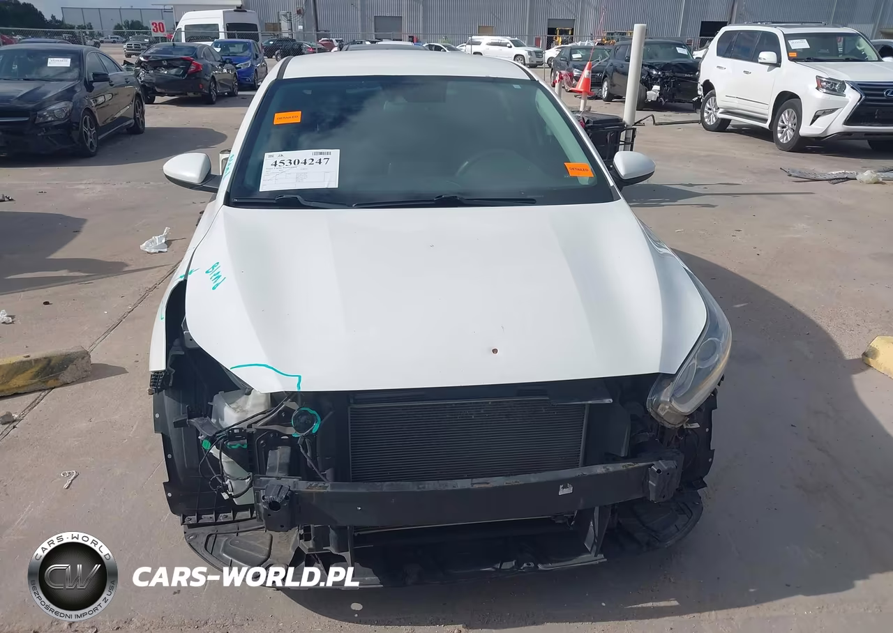 2019 Kia Forte Lxs VIN:3KPF24AD6KE060923 - 13