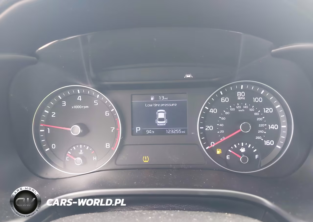 2019 Kia Forte Lxs VIN:3KPF24AD6KE060923 - 7