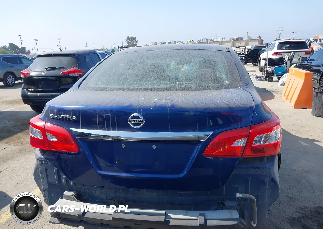 2018 Nissan Sentra S VIN:3N1AB7AP0JY272092 - 17
