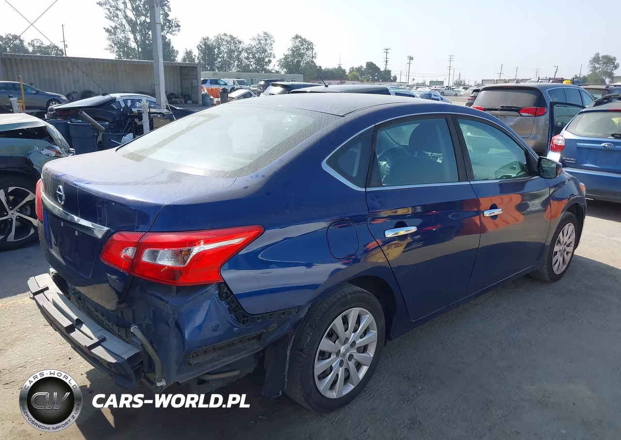 2018 Nissan Sentra S VIN:3N1AB7AP0JY272092 - 4