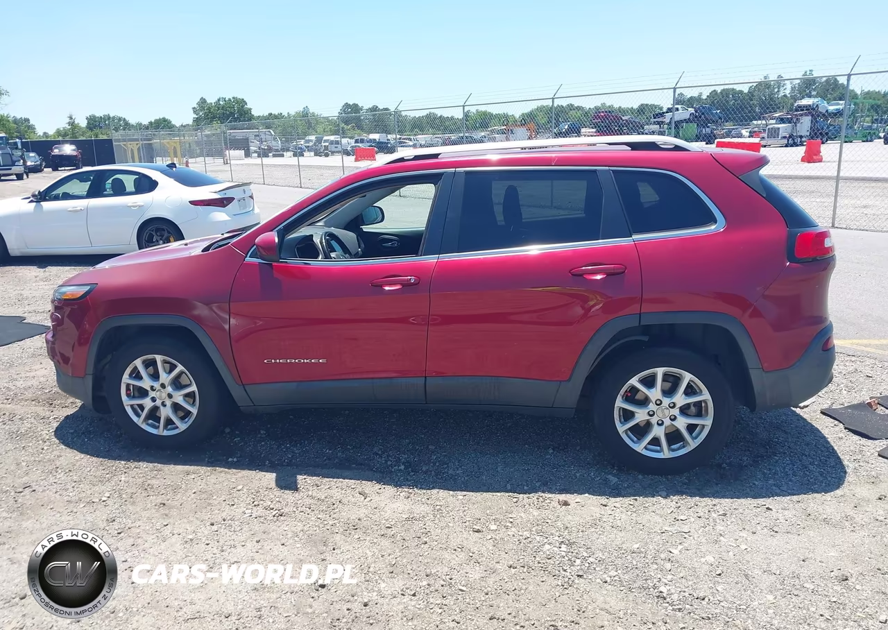2014 Jeep Cherokee Latitude VIN:1C4PJLCB0EW186816 - 13