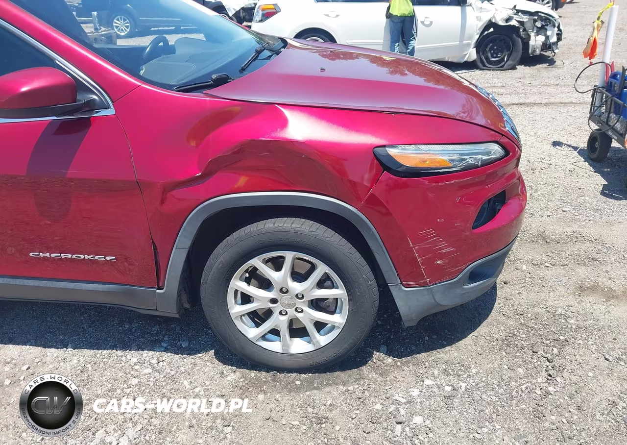 2014 Jeep Cherokee Latitude VIN:1C4PJLCB0EW186816 - 6
