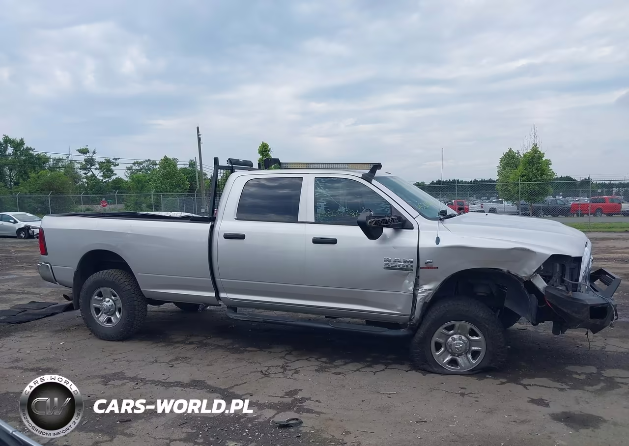 2013 Ram 3500 Tradesman VIN:3C63R3GL8DG617790 - 13