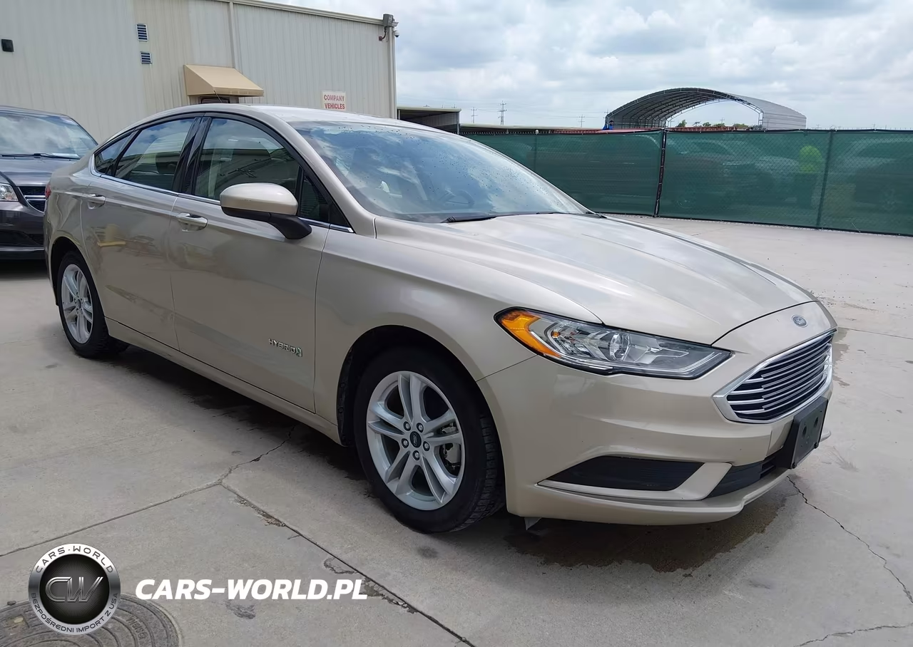 2018 Ford Fusion Hybrid S – zdjęcie 1 z 17