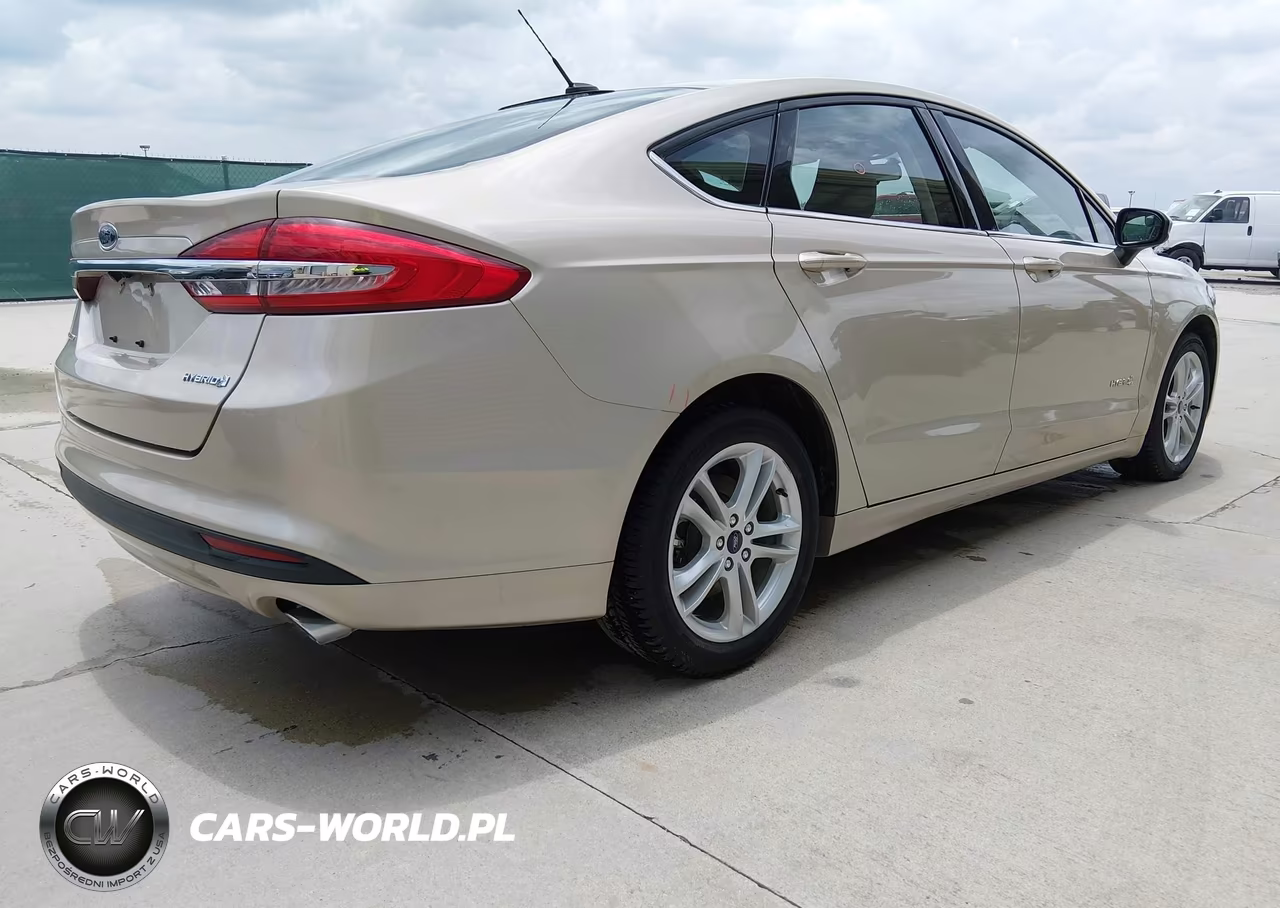 2018 Ford Fusion Hybrid S VIN:3FA6P0UUXJR281976 - 4