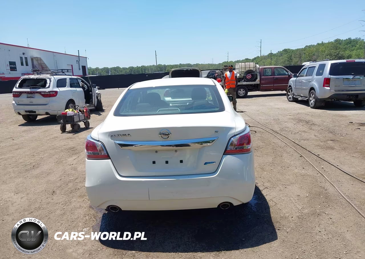 2014 Nissan Altima 2.5 S VIN:1N4AL3AP6EC128411 - 16