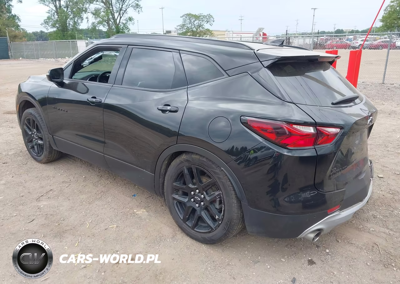 2019 Chevrolet Blazer VIN:3GNKBGRS4KS669066 - 3