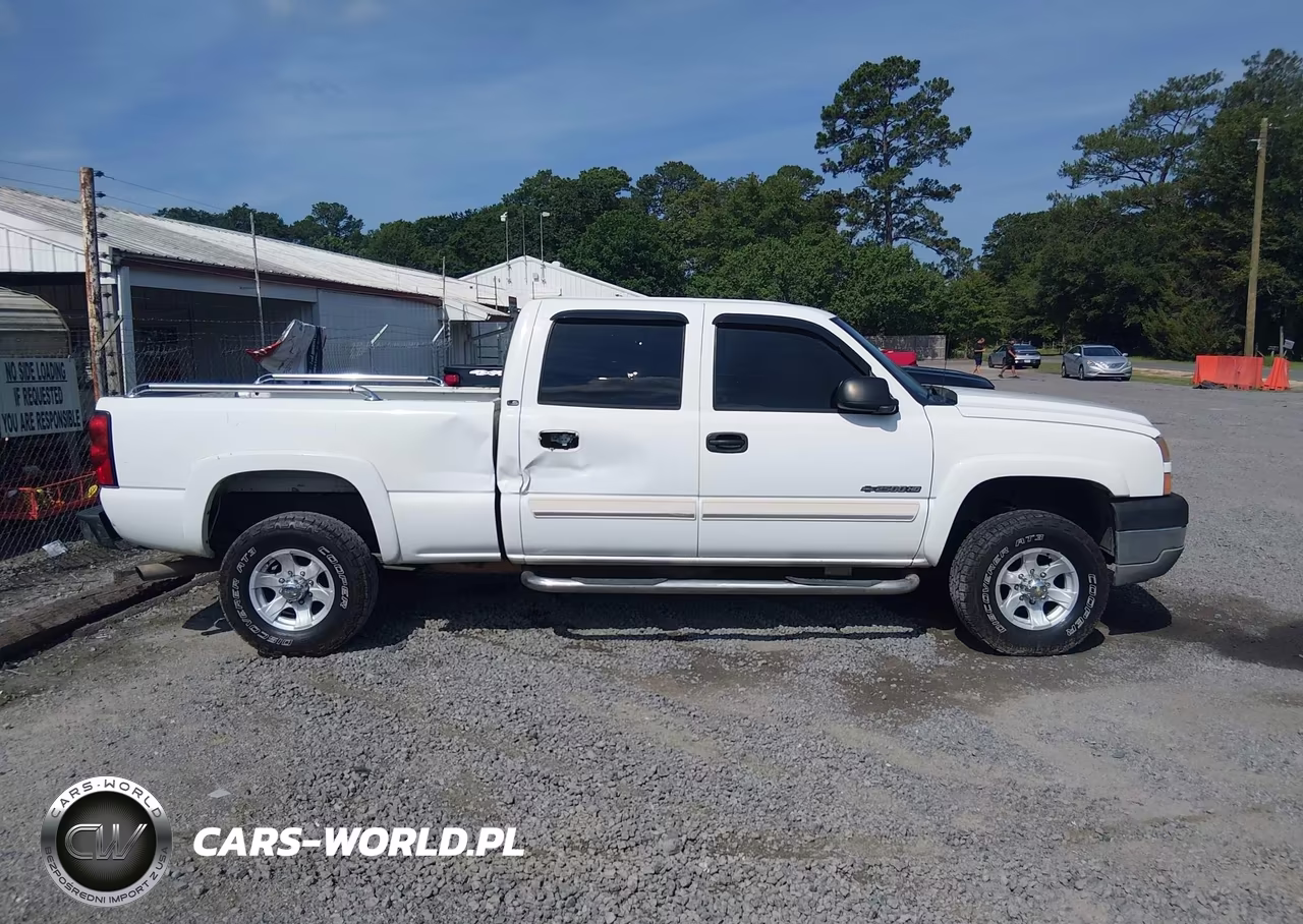 2005 Chevrolet Silverado 2500Hd Ls VIN:1GCHC23U15F823044 - 13