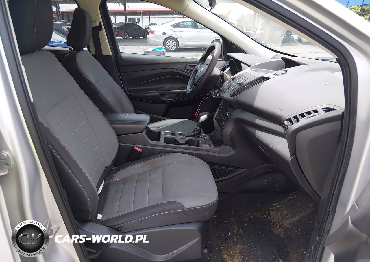2019 Ford Escape S VIN:1FMCU0F75KUA01836 - 5