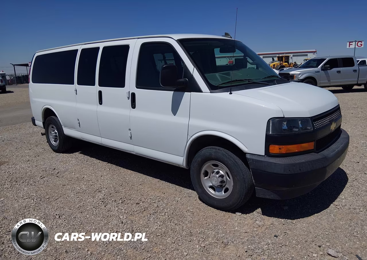 2019 Chevrolet Express 3500 Ls – zdjęcie 1 z 15