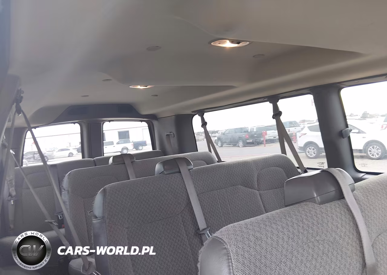 2019 Chevrolet Express 3500 Ls VIN:1GAZGNFG9K1355128 - 7