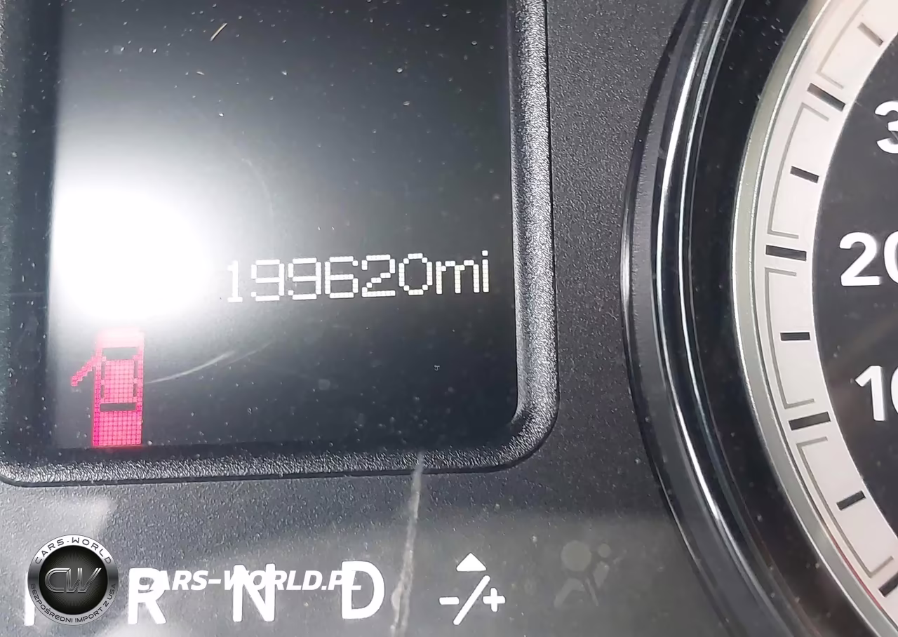 2018 Ram 2500 VIN:3C6UR5HL9JG326306 - 16