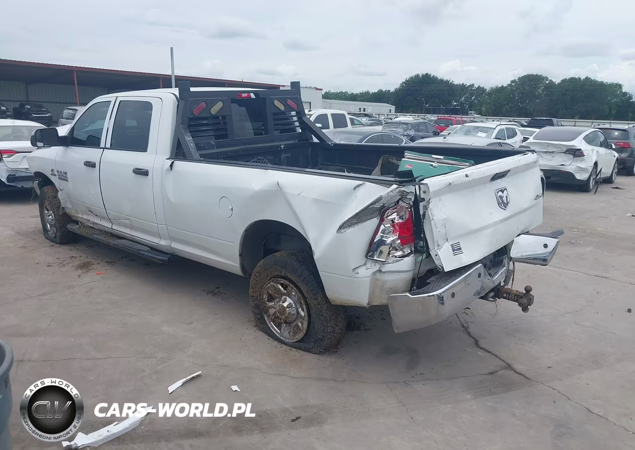 2018 Ram 2500 VIN:3C6UR5HL9JG326306 - 3