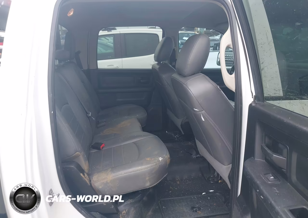 2018 Ram 2500 VIN:3C6UR5HL9JG326306 - 8