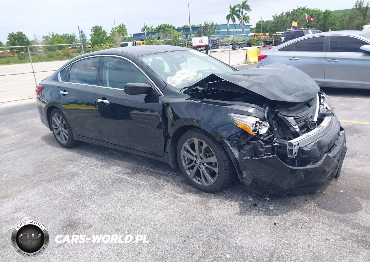 2018 Nissan Altima 2.5 Sr – zdjęcie 1 z 16