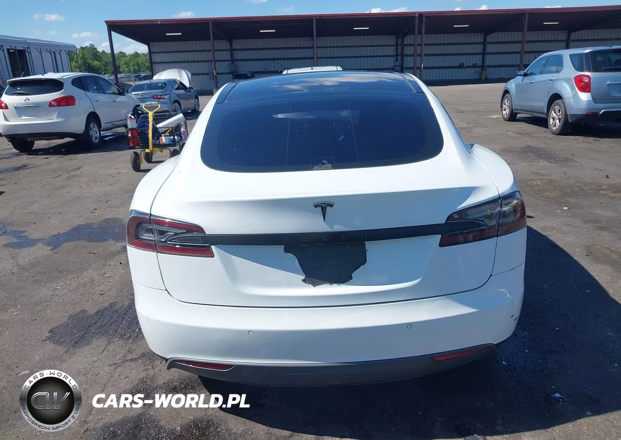 2015 Tesla Model S 70D-85D-P85D VIN:5YJSA1S20FF094871 - 15