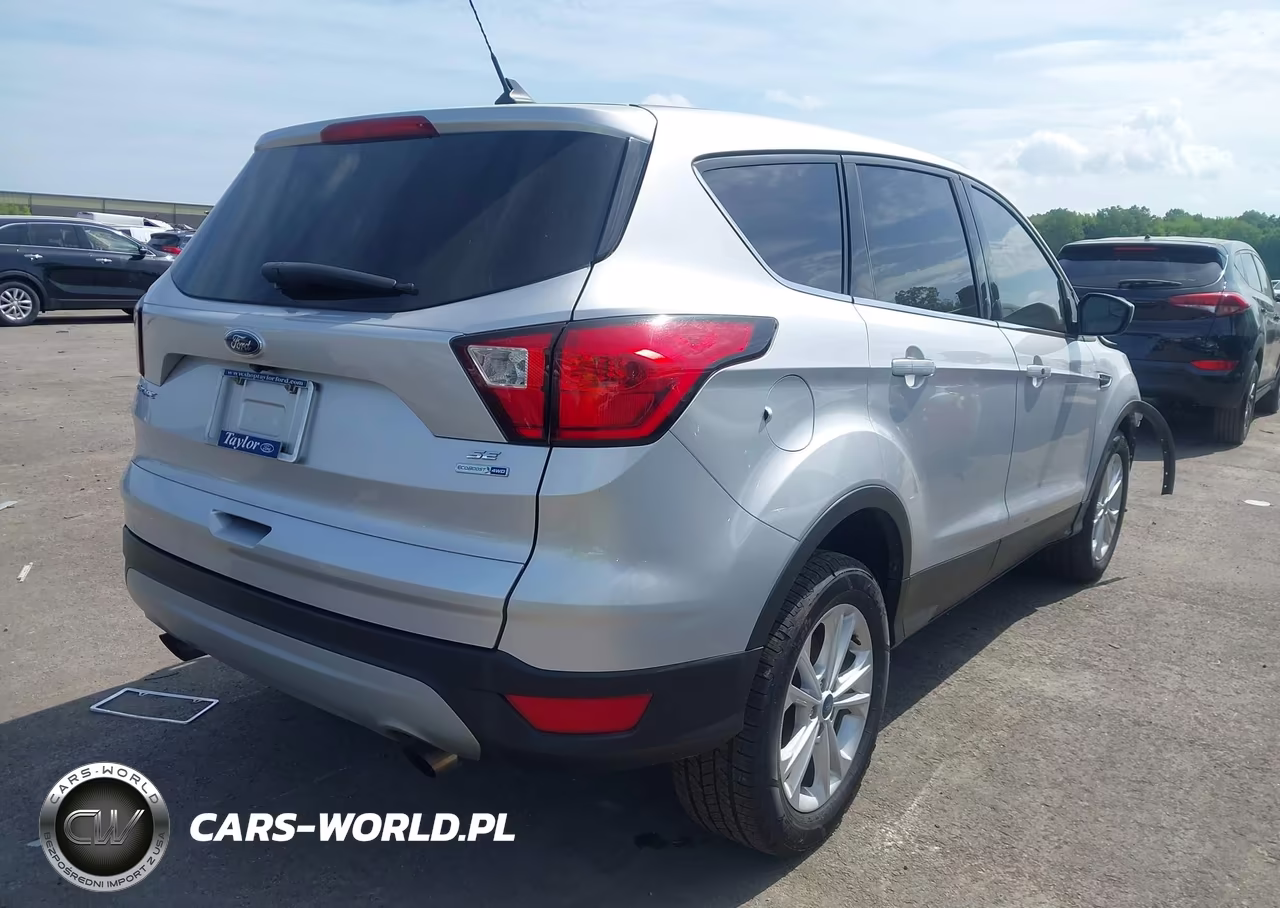 2019 Ford Escape Se VIN:1FMCU9GD0KUA97576 - 4