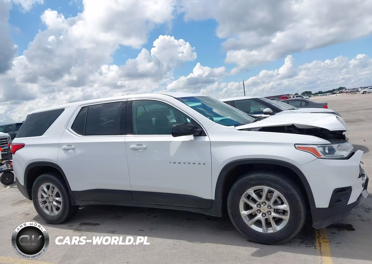 2021 Chevrolet Traverse Fwd Ls VIN:1GNERFKW8MJ104632 - 13