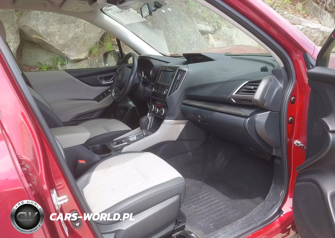 2019 Subaru Forester Premium VIN:JF2SKAGC3KH412797 - 5