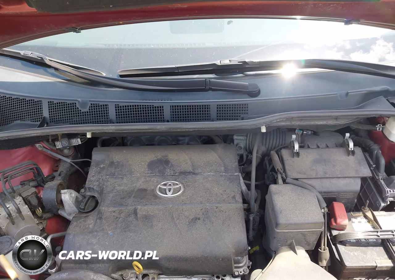 2011 Toyota Sienna Le V6 VIN:5TDKK3DC1BS080756 - 10